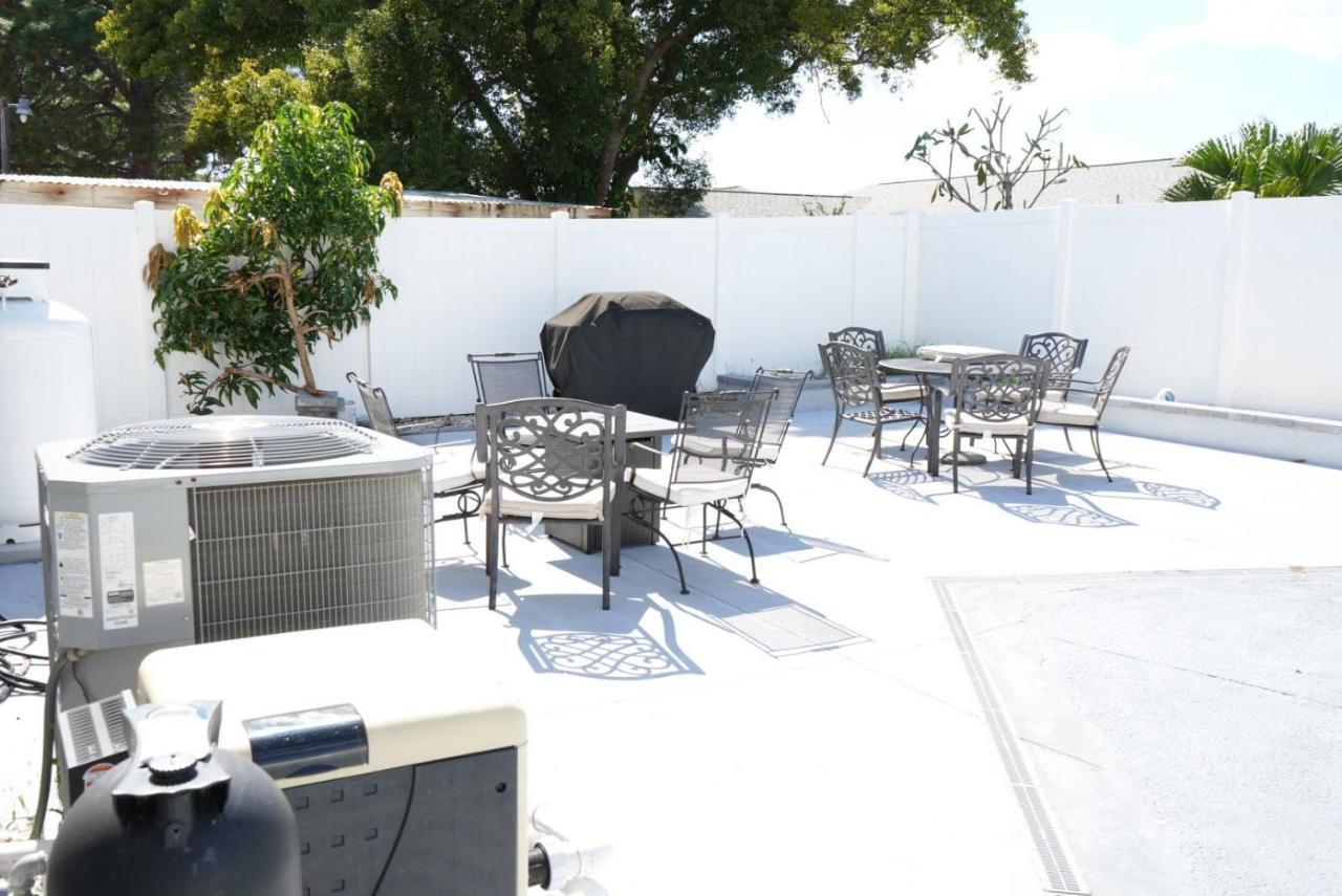 Hosting 1 Villa Tampa Kültér fotó