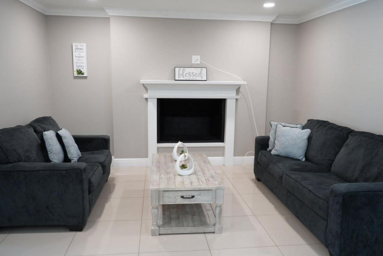 Hosting 1 Villa Tampa Kültér fotó